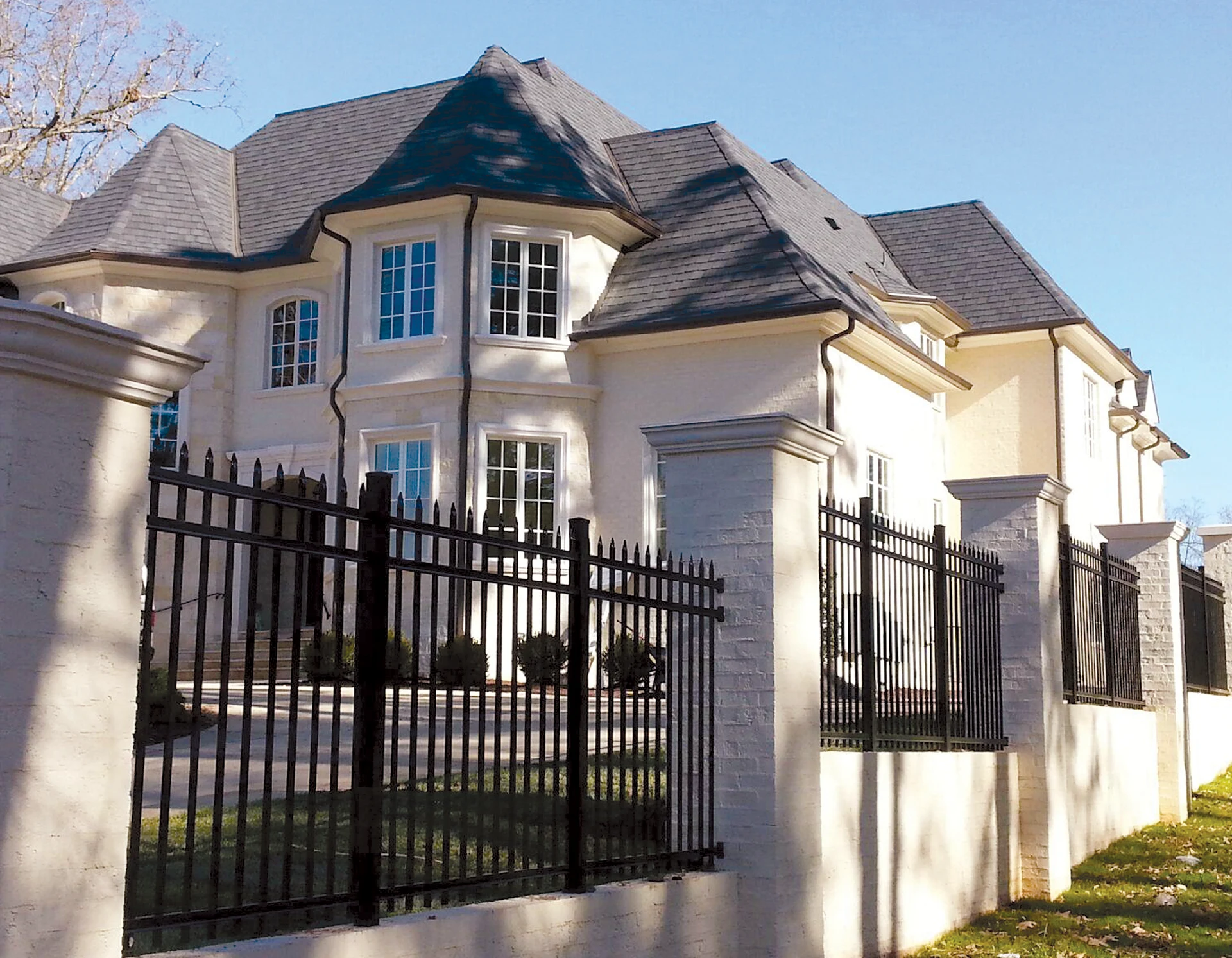 Powder-coated aluminum ornamental fence pricing — Lenexa, KS — RKC Wood Care Pros