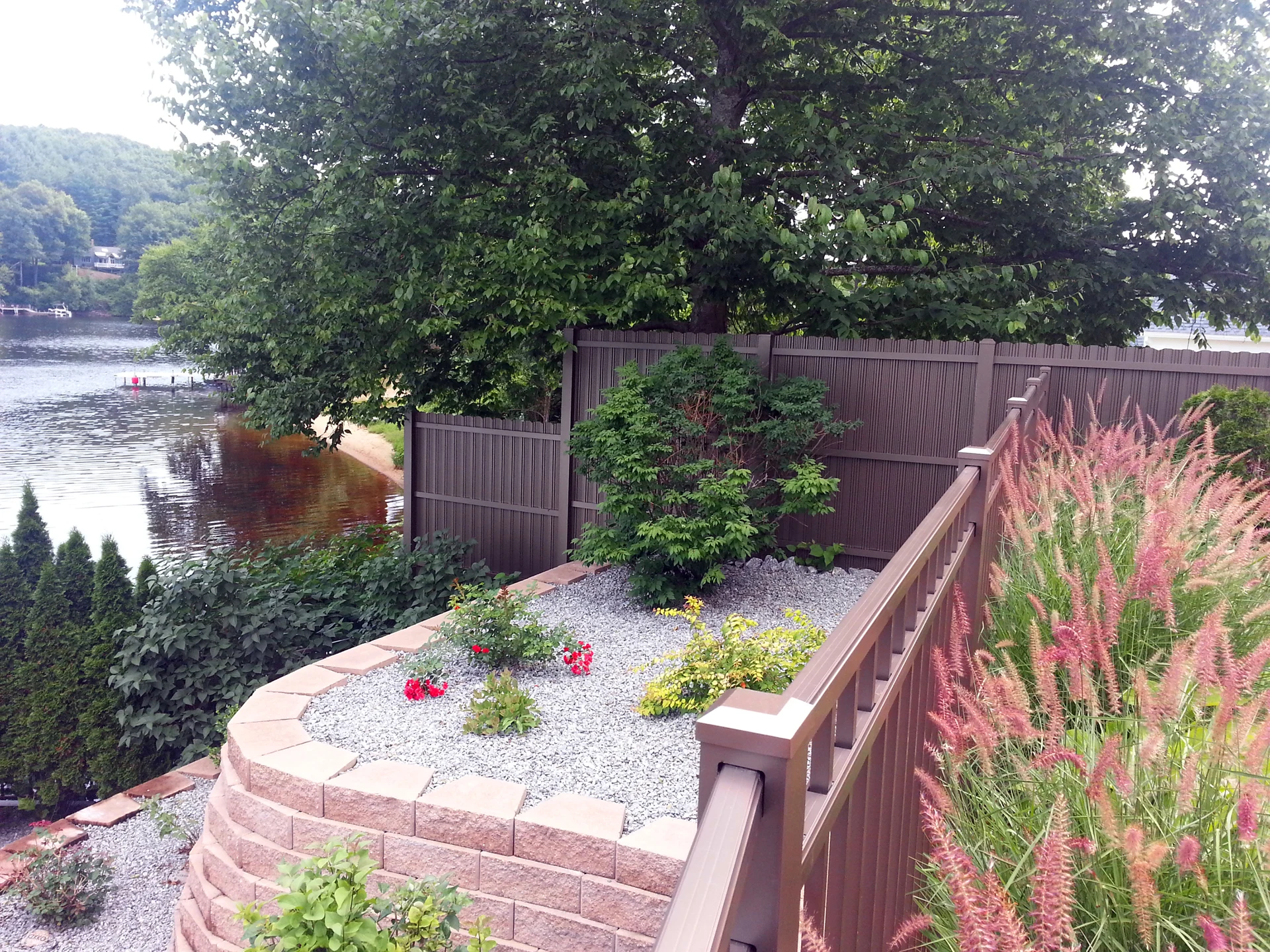 Commercial 6-gauge chain link perimeter with truss-rod bracing in Independence, MO — RKC Wood Care Pros